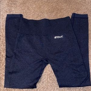 SOLD 💕💕 ECHT Arise Leggings